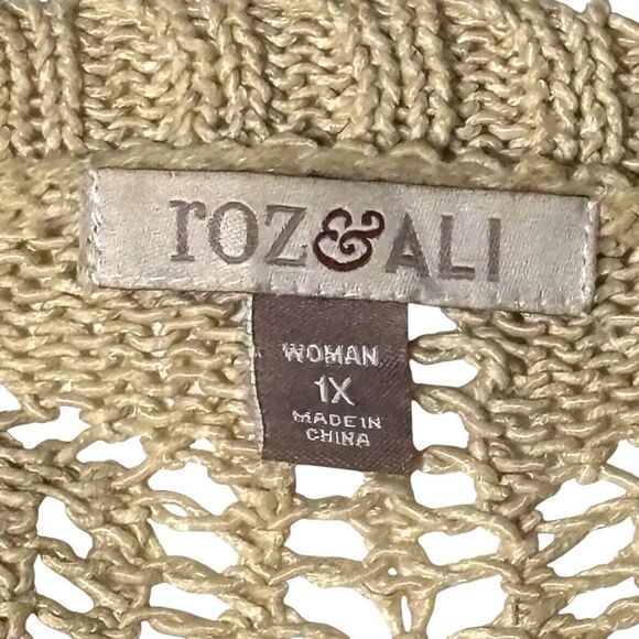 Roz & Ali 1X cropped open cardigan in neutral oatmeal color short sleeve - Picture 4 of 14